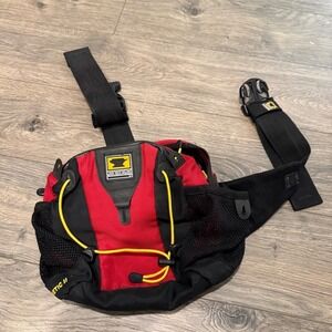 Mountainsmith Day Lumbar Waist Pack Red Black Hiking Travel Fanny Bag